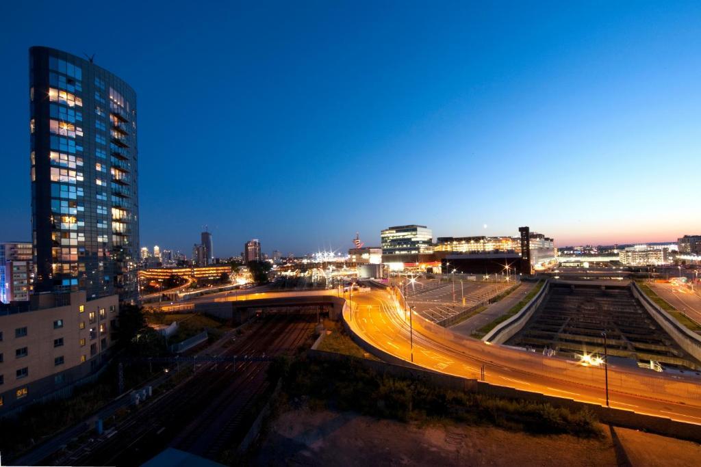 Marlin Apartments Stratford 런던 외부 사진